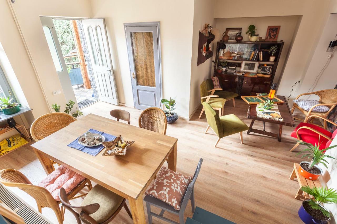 Vagabond B&B Tbilisi ภายนอก รูปภาพ